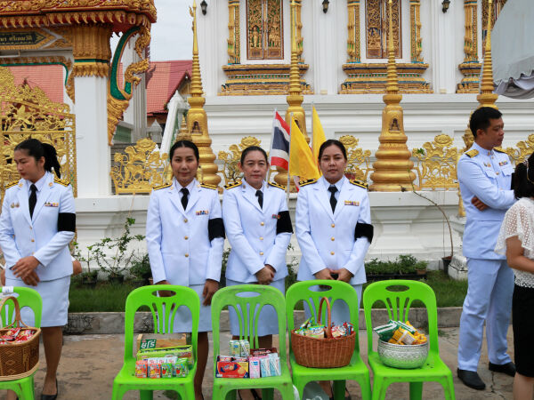 “เข้าร่วมพิธีเจริญพระพุทธมนต์ ทำบุญตักบาตร เนื่องในโอกาสวันคล้ายวันประสูติ สมเด็จพระเจ้าน้องนางเธอ เจ้าฟ้าจุฬาภรณวลัยลักษณ์ อ