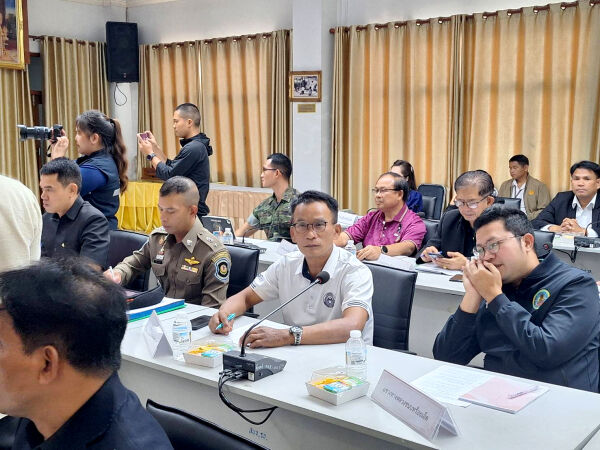 “เข้าร่วมประชุมเตรียมการรับเสด็จพระบาทสมเด็จพระเจ้าอยู่หัว และสมเด็จพระนางเจ้า ฯ พระบรมราชินี จะเสด็จ ฯ ไปทรงประกอบพิธีเบิกเน